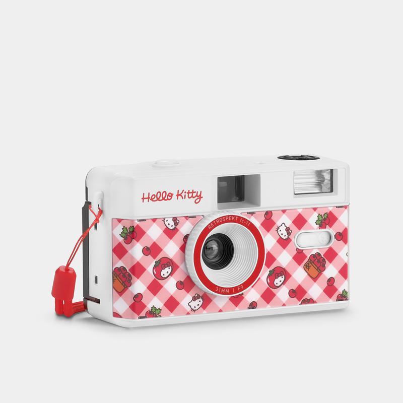 Sanrio Hello Kitty Tomatoes 35mm Accessories Camera  USA |  HFYOX-7156