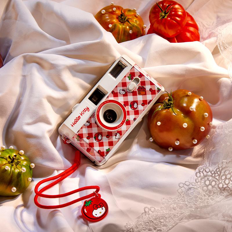 Sanrio Hello Kitty Tomatoes 35mm Accessories Camera  USA |  HFYOX-7156